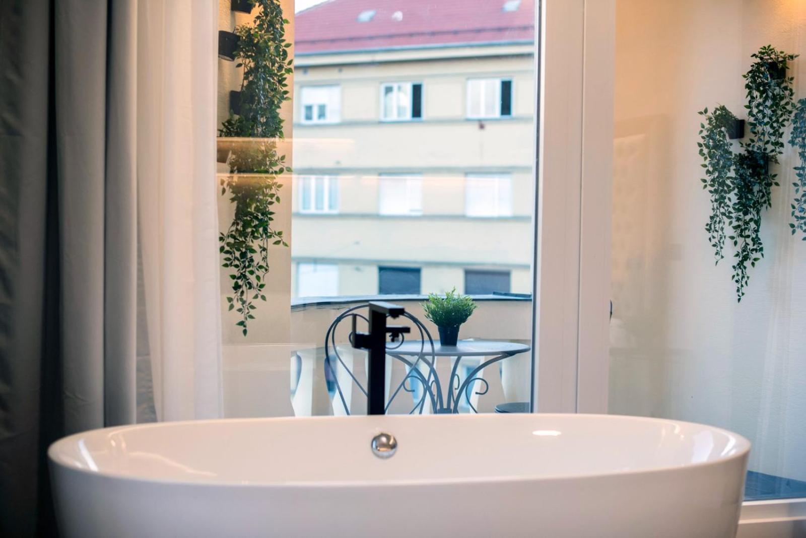 Liberty Apartments, 3Rd Floor, No Elevator Zagreb Luaran gambar